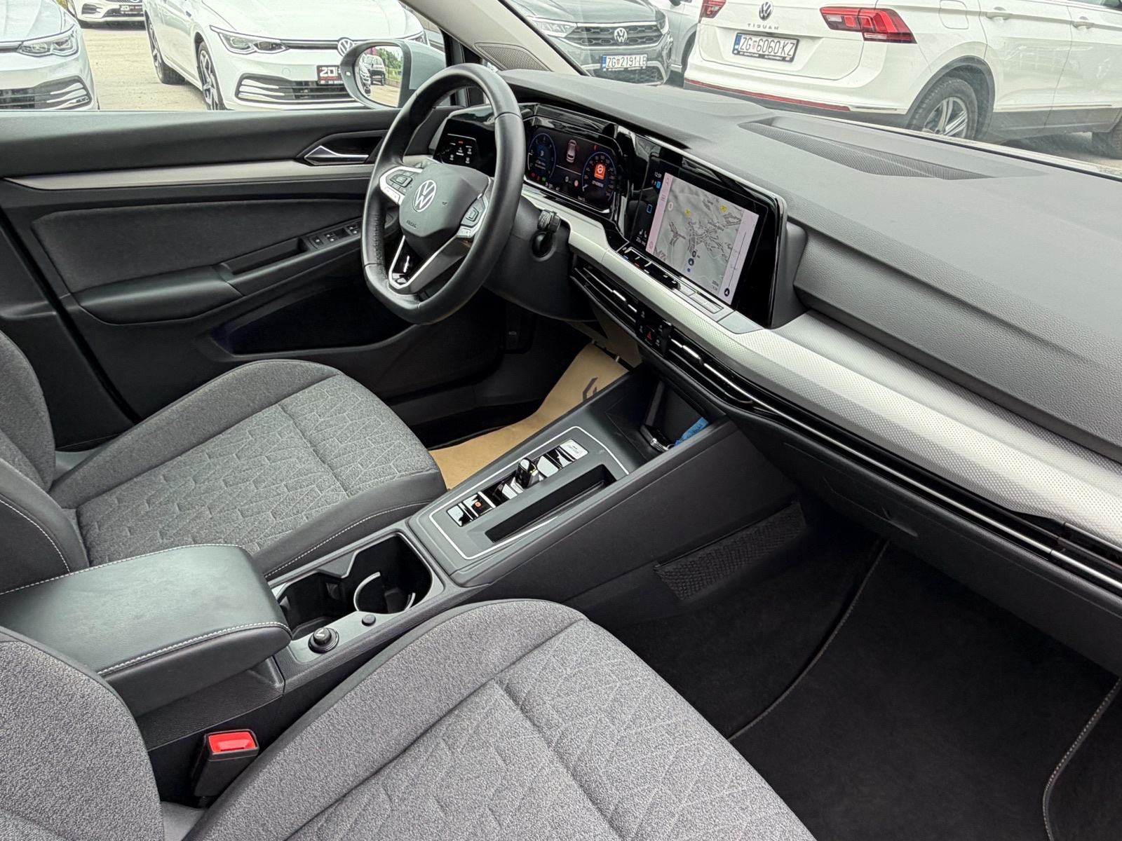 VW Golf 8 2,0 TDI DSG *Move* *2024* Navi LED Kamera ACC MFV Servisna, fotografija 17