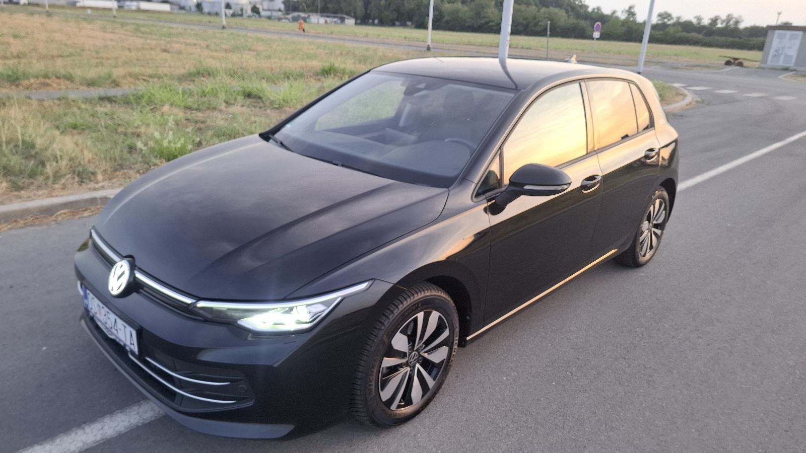 VW Golf 8 2,0 TDI DSG, fotografija 9