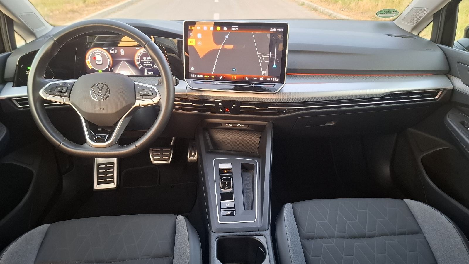 VW Golf 8 2,0 TDI DSG, fotografija 11