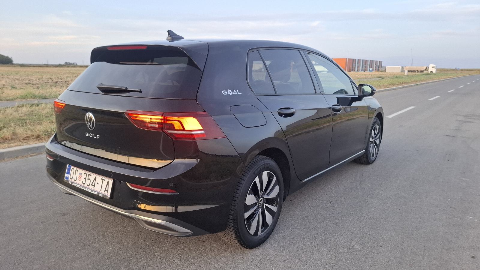 VW Golf 8 2,0 TDI DSG, fotografija 4