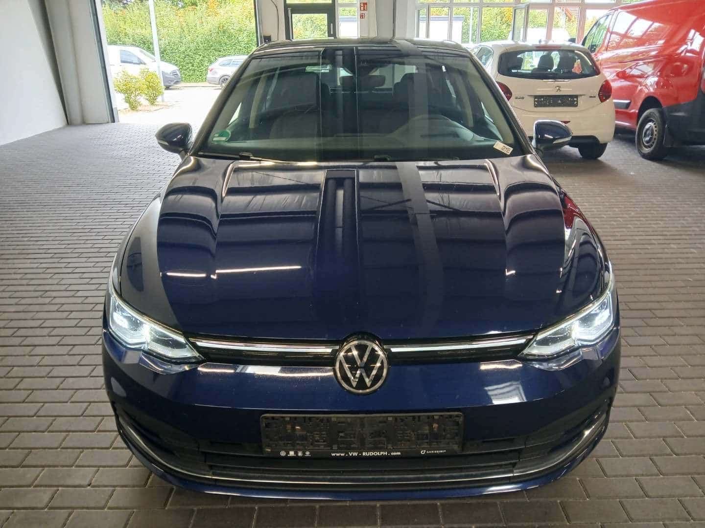 VW Golf 8 2,0 TDI DSG, STYLE, IQ.LIGHT, REGISTRIRAN, NAVI, KEYLESS, fotografija 2