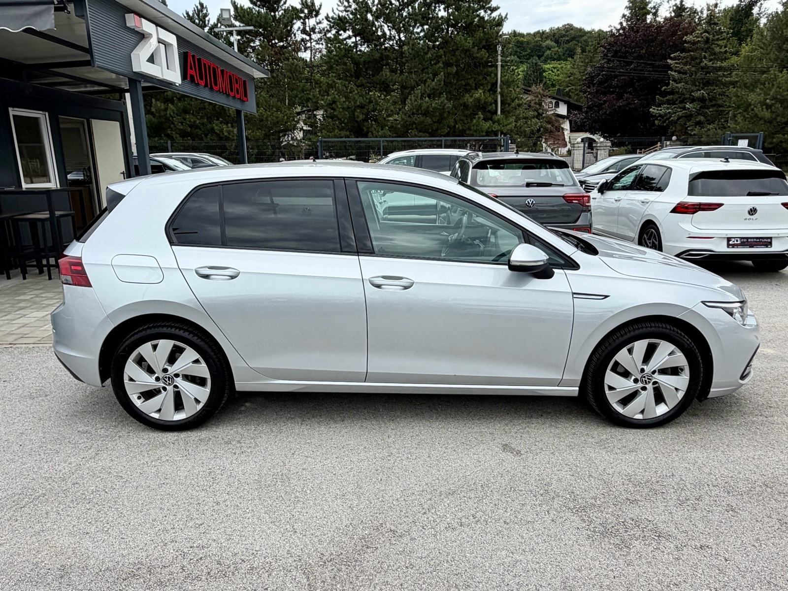 VW Golf 8 2,0 TDI DSG *Style* MATRIX *2022* Navi Kamera ACC Servisna, fotografija 4