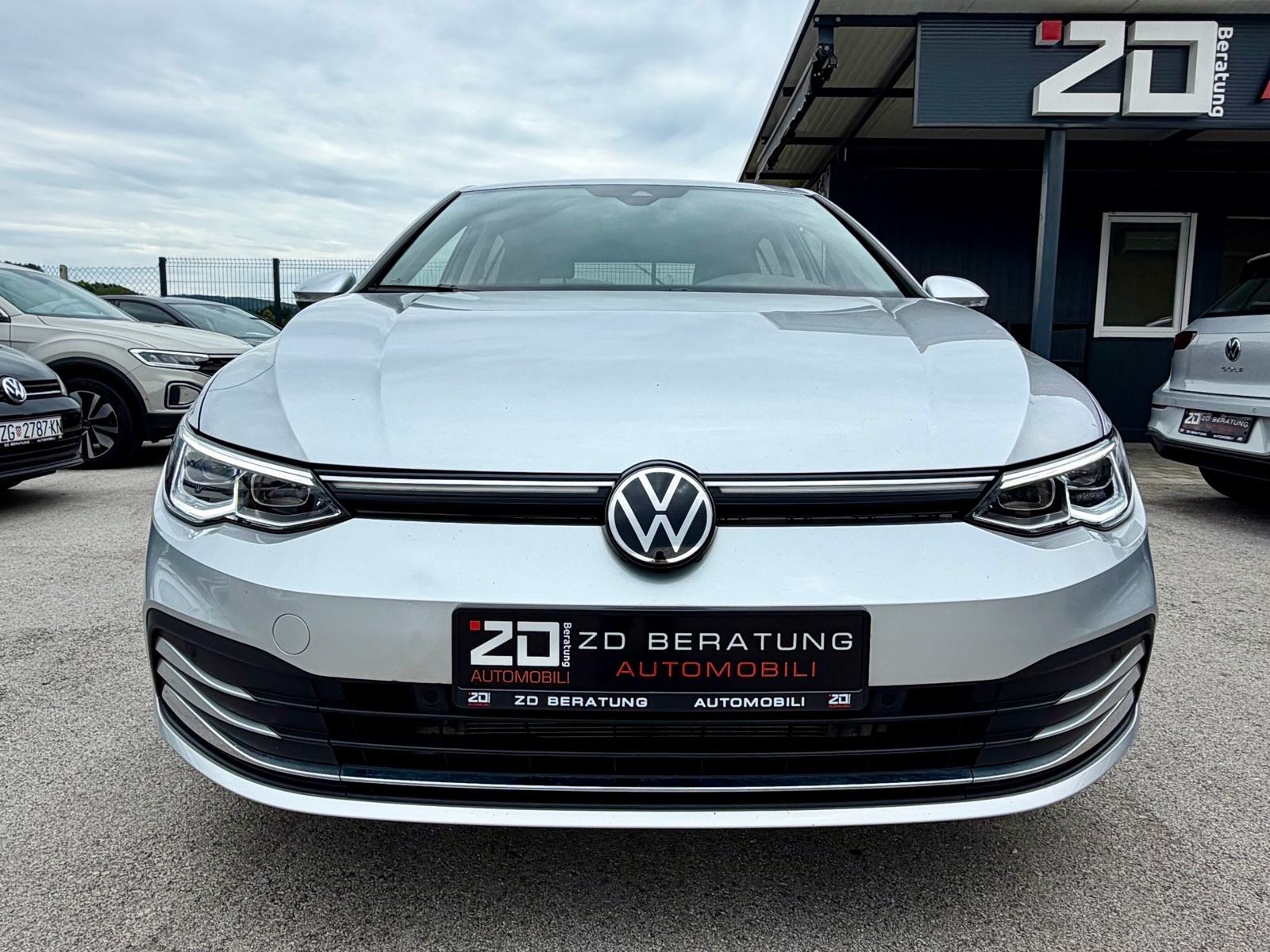 VW Golf 8 2,0 TDI DSG *Style* MATRIX *2022* Navi Kamera ACC Servisna, fotografija 2