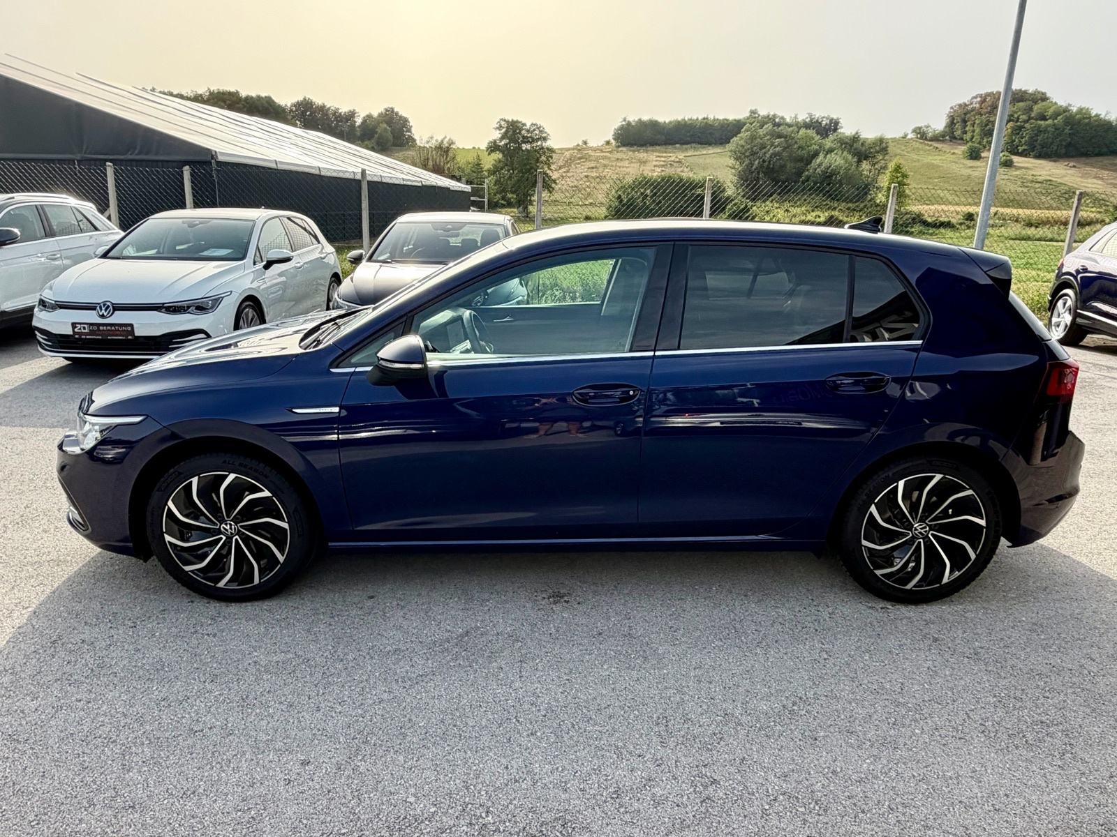 VW Golf 8 2,0 TDI DSG *Style* MATRIX *IQ LIGHT* Navi Keyless Servisna, fotografija 5