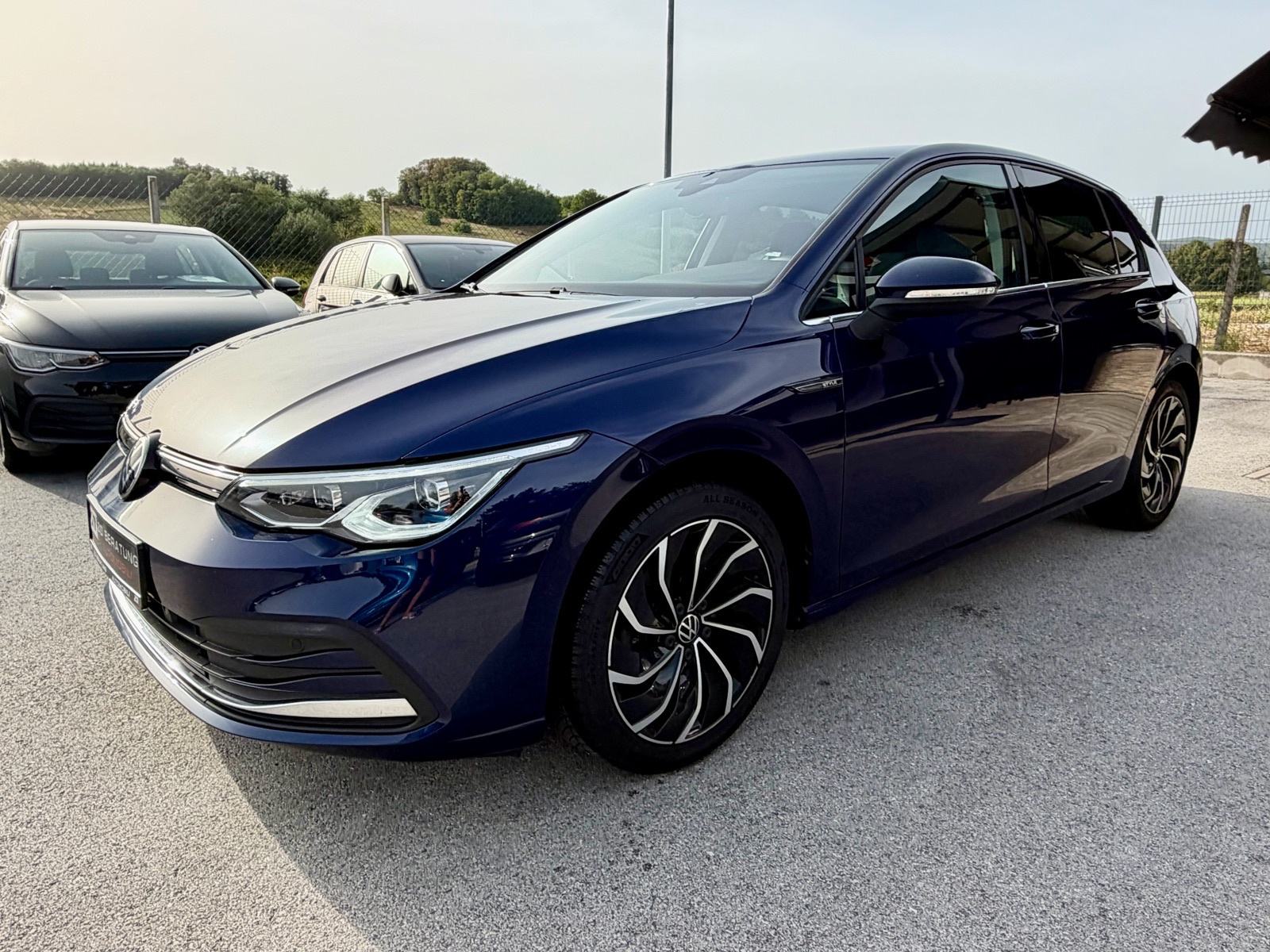 VW Golf 8 2,0 TDI DSG *Style* MATRIX *IQ LIGHT* Navi Keyless Servisna, fotografija 3