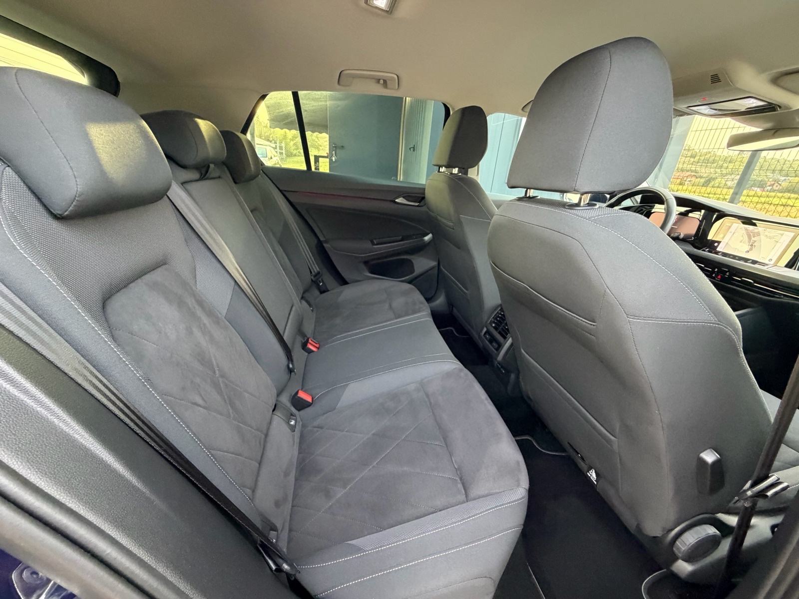 VW Golf 8 2,0 TDI DSG *Style* MATRIX *IQ LIGHT* Navi Keyless Servisna, fotografija 16
