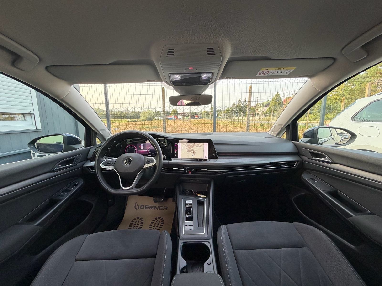 VW Golf 8 2,0 TDI DSG *Style* MATRIX *IQ LIGHT* Navi Keyless Servisna, fotografija 17