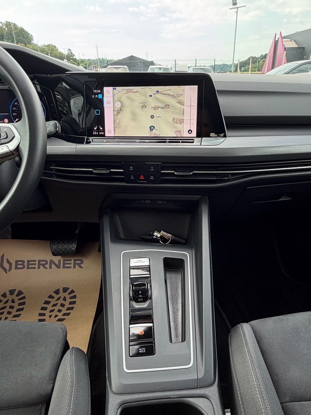 VW Golf 8 2,0 TDI DSG Style MATRIX IQ LIGHT Pano Navi Webasto Servisna, fotografija 20