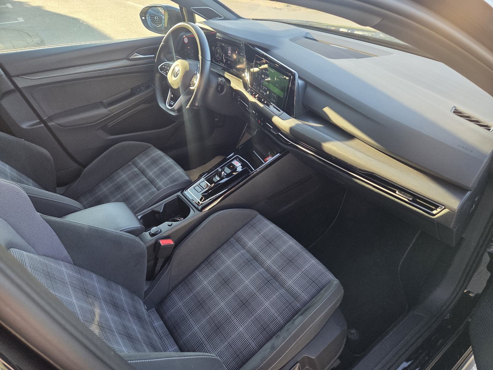 VW Golf 8 2,0 TDI GTD DSG IQ MATRIX,VIRTUA,TVORNIČKO JAMSTVO 11/2027, fotografija 10