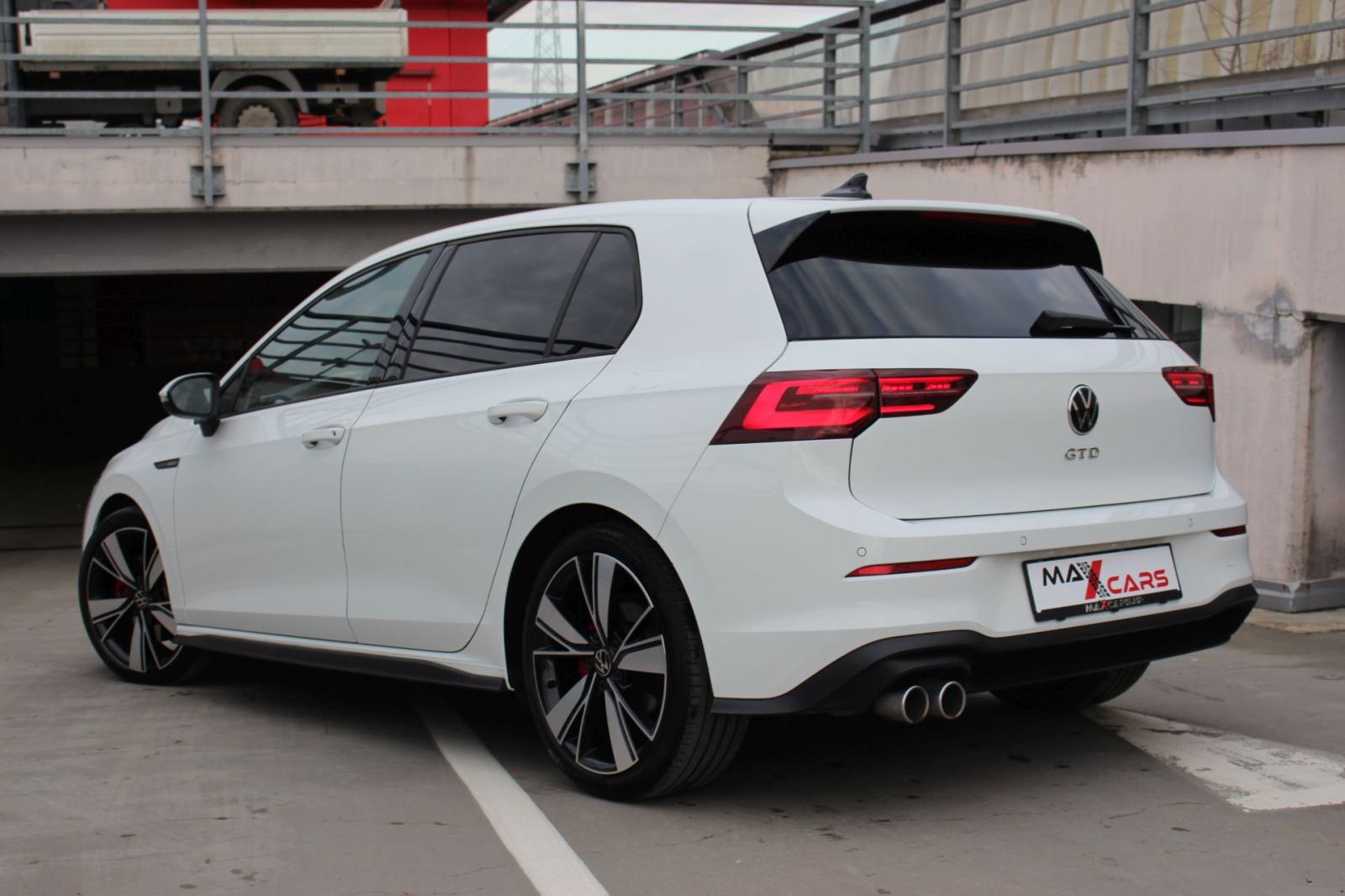 VW Golf 8 2,0 GTD•IQLed•Virtual Cockpit•Kamera•Gr.volana+sjed.•12/2020, fotografija 5