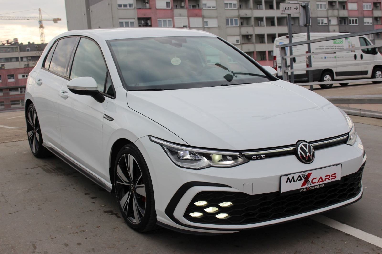 VW Golf 8 2,0 GTD•IQLed•Virtual Cockpit•Kamera•Gr.volana+sjed.•12/2020, fotografija 13