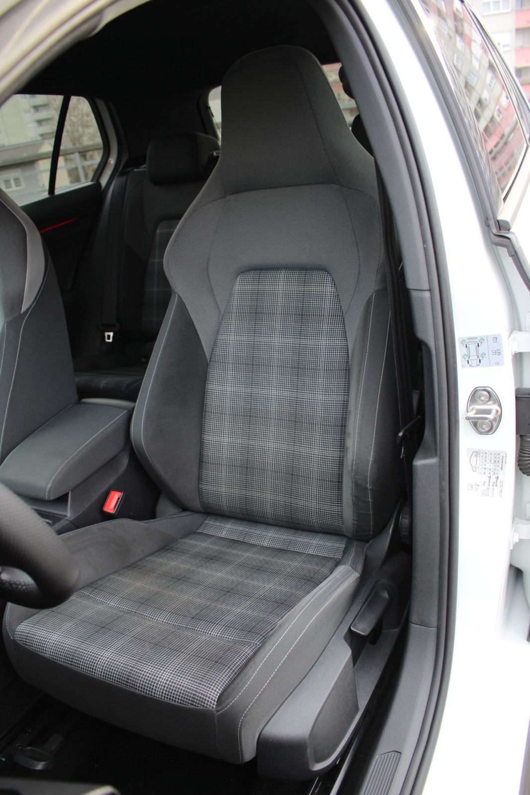 VW Golf 8 2,0 GTD•IQLed•Virtual Cockpit•Kamera•Gr.volana+sjed.•12/2020, fotografija 19