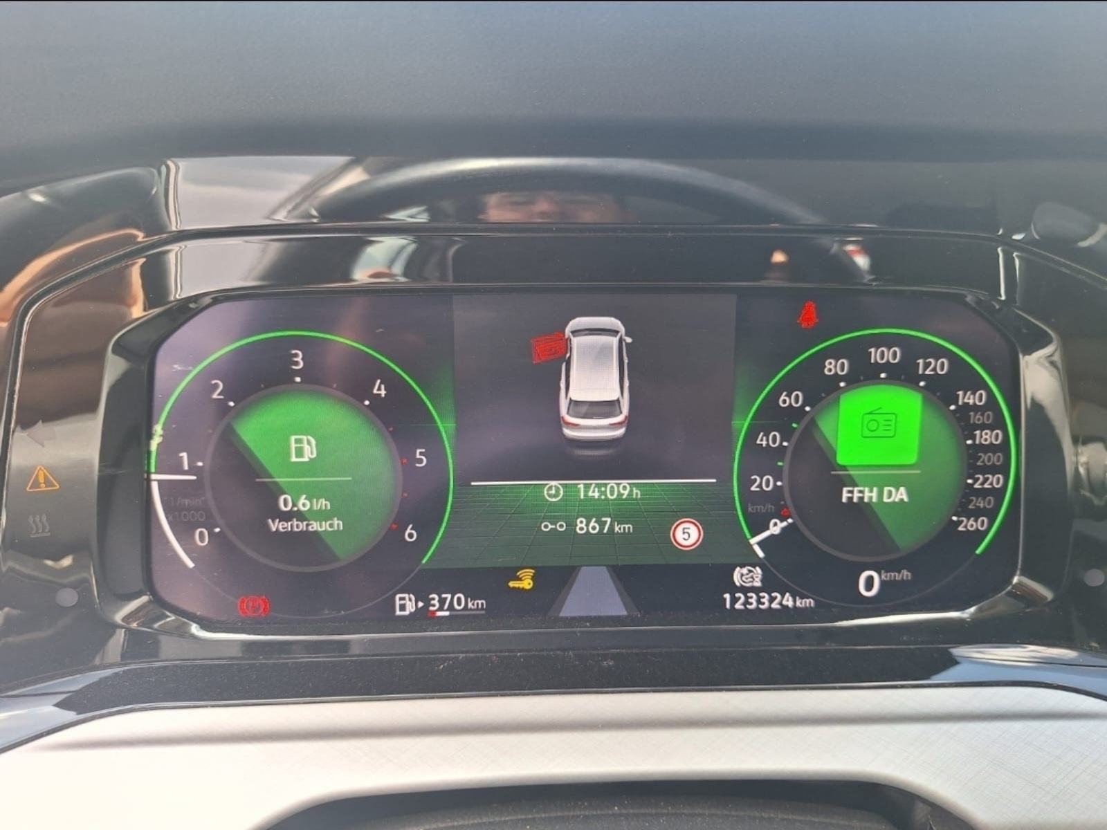 VW Golf 8 2,0 TDI kamera 123000km cijena do reg., fotografija 11