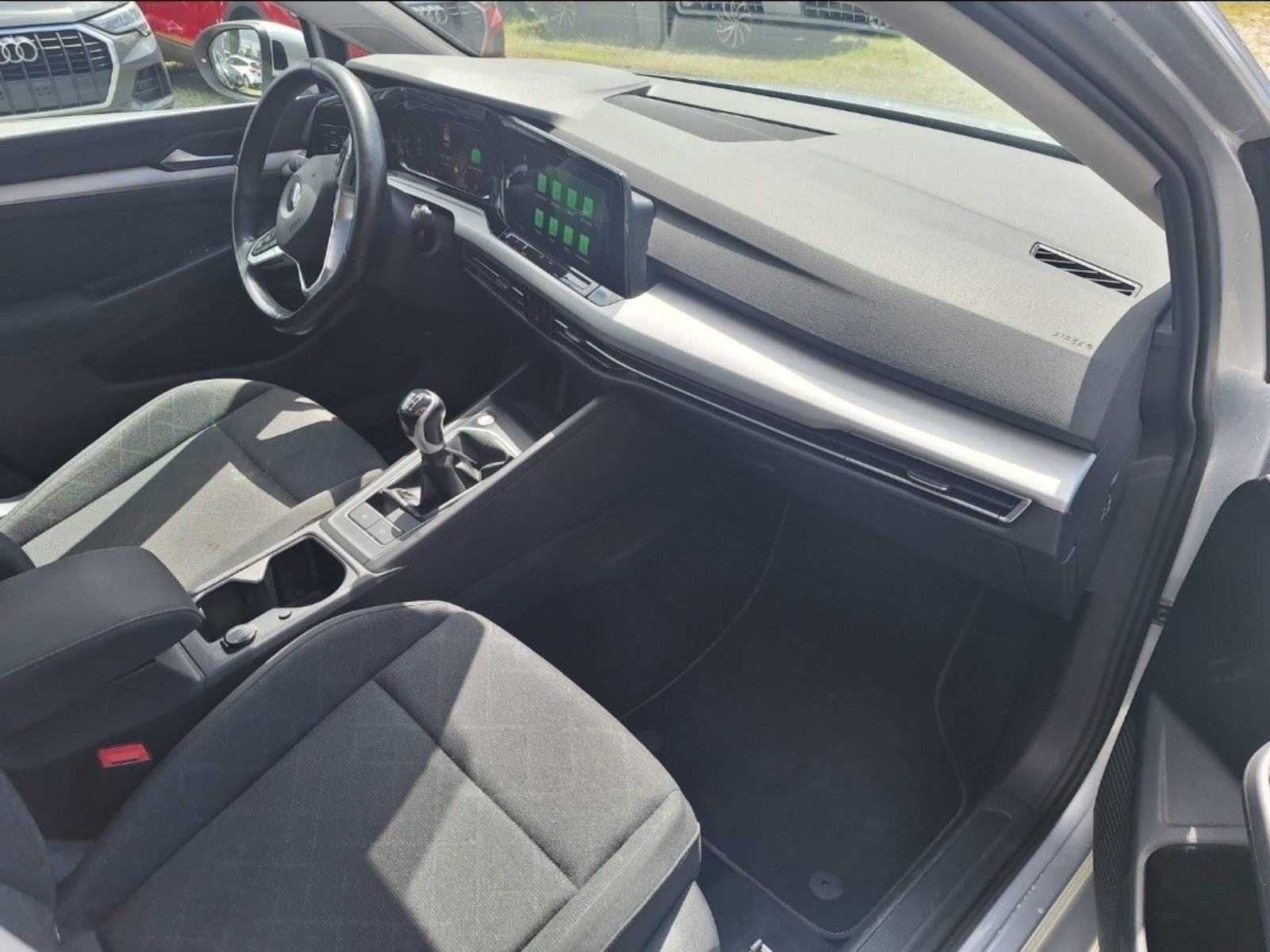VW Golf 8 2,0 TDI kamera 123000km cijena do reg., fotografija 13