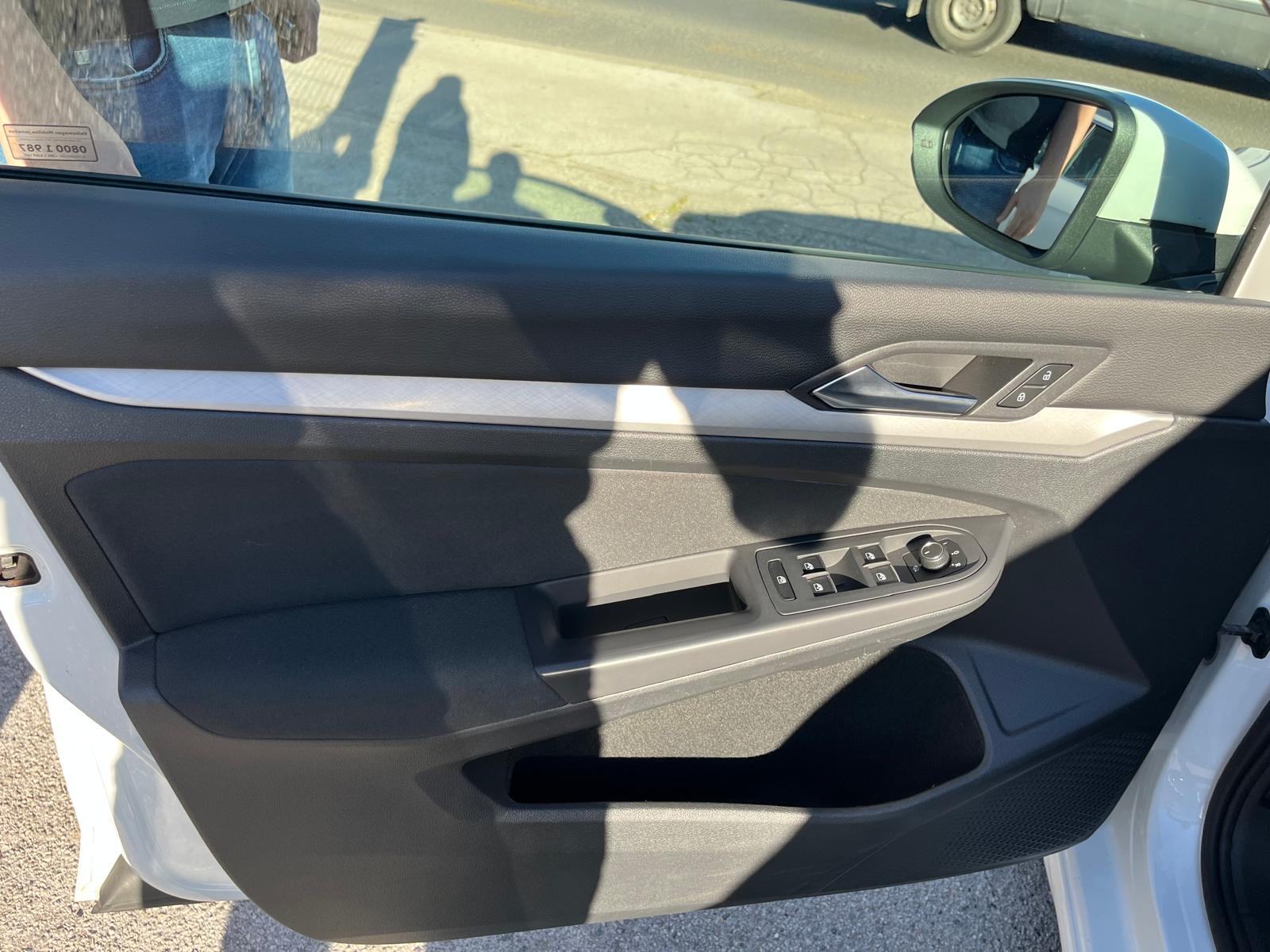 VW Golf 8 2,0 TDI LIFE LED 1.VL Nije uvoz Jamstvo 1G, fotografija 12