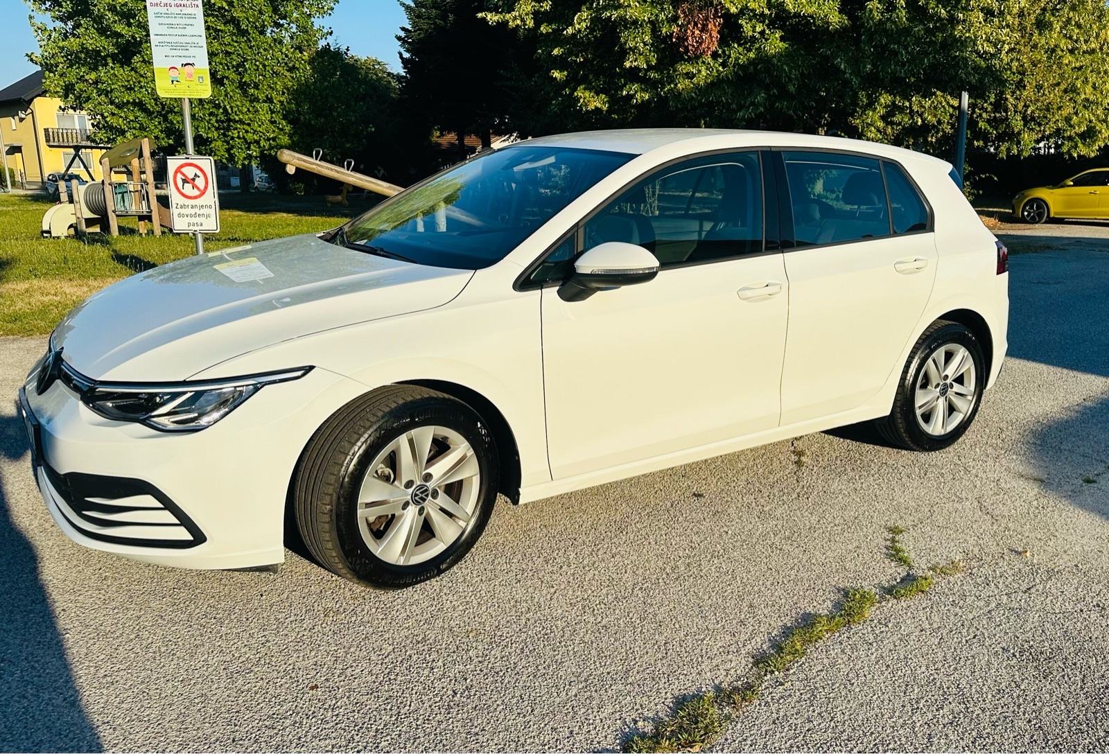 VW Golf 8 2,0 TDI Life Tvorničko jamstvo, fotografija 4