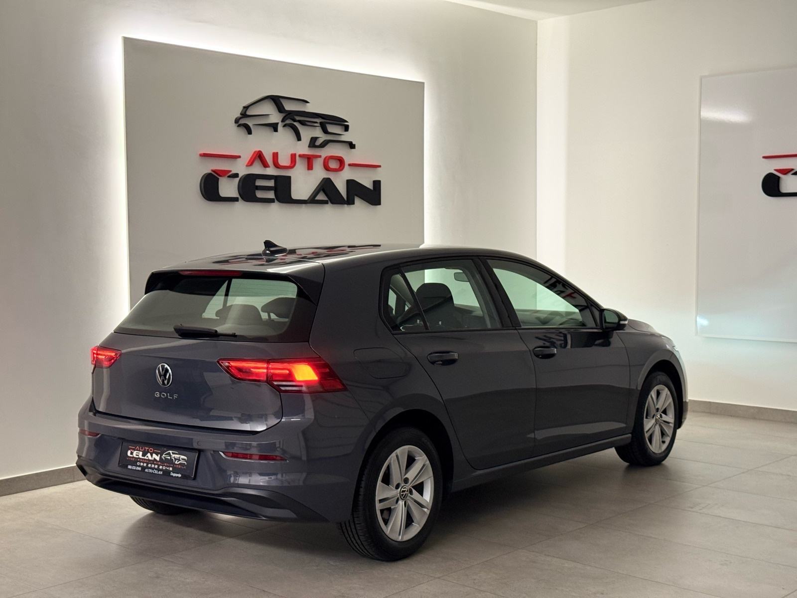 VW Golf 8 2,0 TDI Mod.2021⭐️Jamstvo⭐️Acc_Alu~Pdc_Ambient Light, fotografija 14