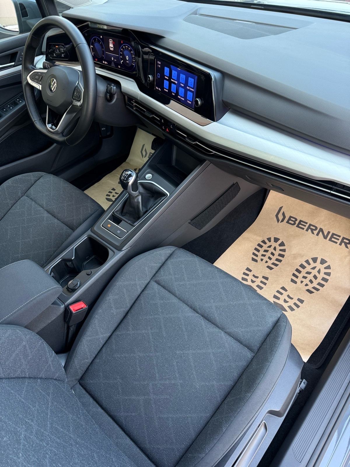 VW Golf 8 2,0 TDI Mod.2021⭐️Jamstvo⭐️Acc_Alu~Pdc_Ambient Light, fotografija 16