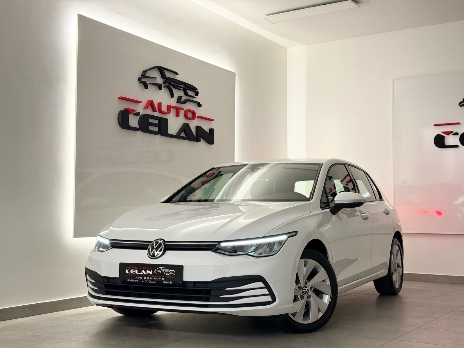 VW Golf 8 2,0 TDI Mod.2021⭐️Jamstvo⭐️Alu17_Nav.~Acc_Abmient_Led, fotografija 5