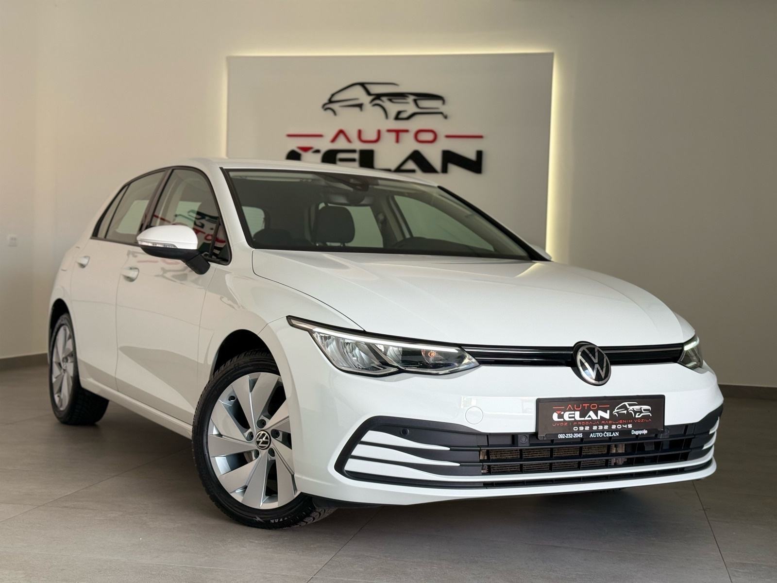 VW Golf 8 2,0 TDI Mod.2021⭐️Jamstvo⭐️Alu17_Nav.~Acc_Abmient_Led, fotografija 8