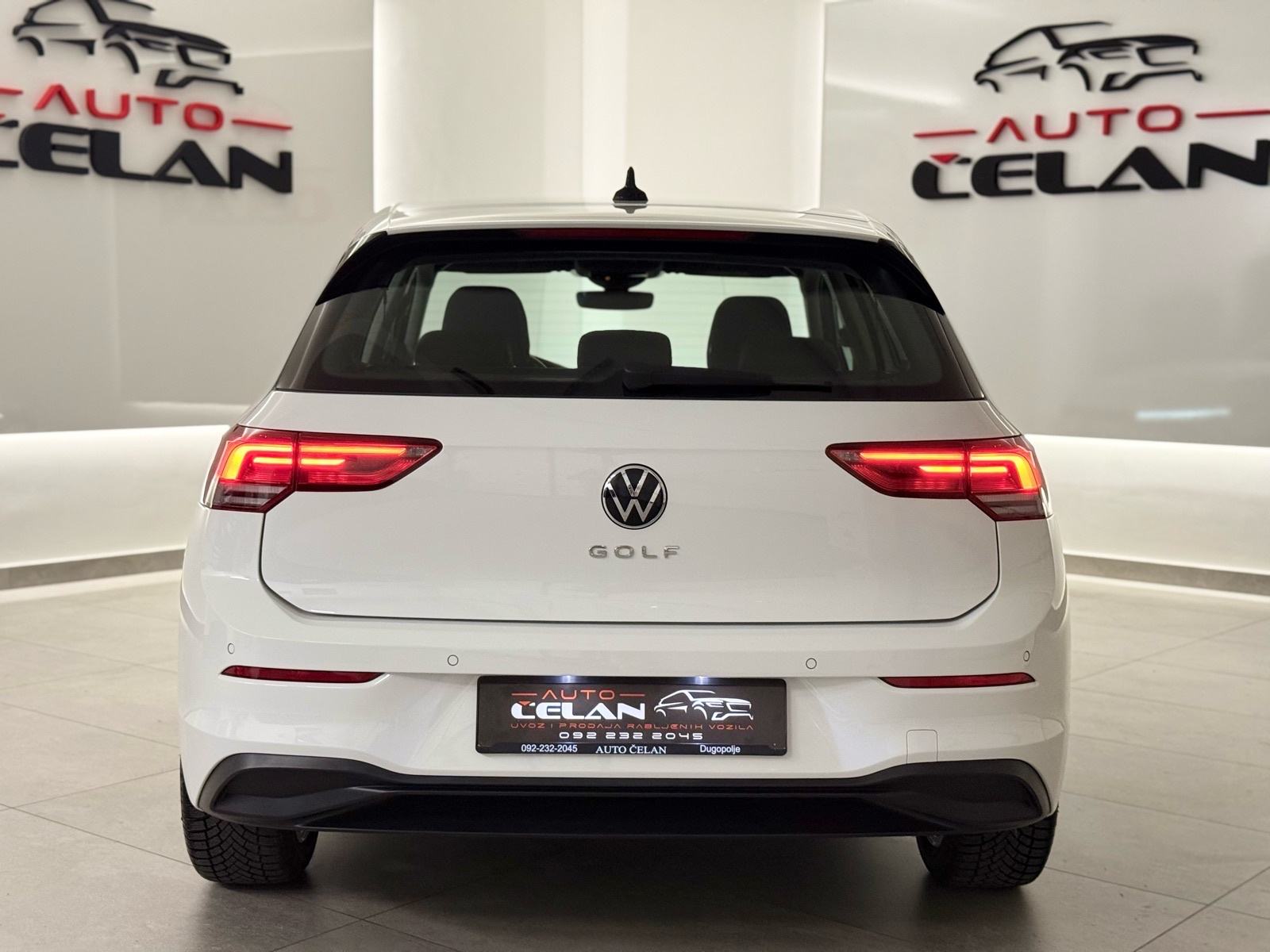 VW Golf 8 2,0 TDI Mod.2021⭐️Jamstvo⭐️Alu17_Nav.~Acc_Abmient_Led, fotografija 12