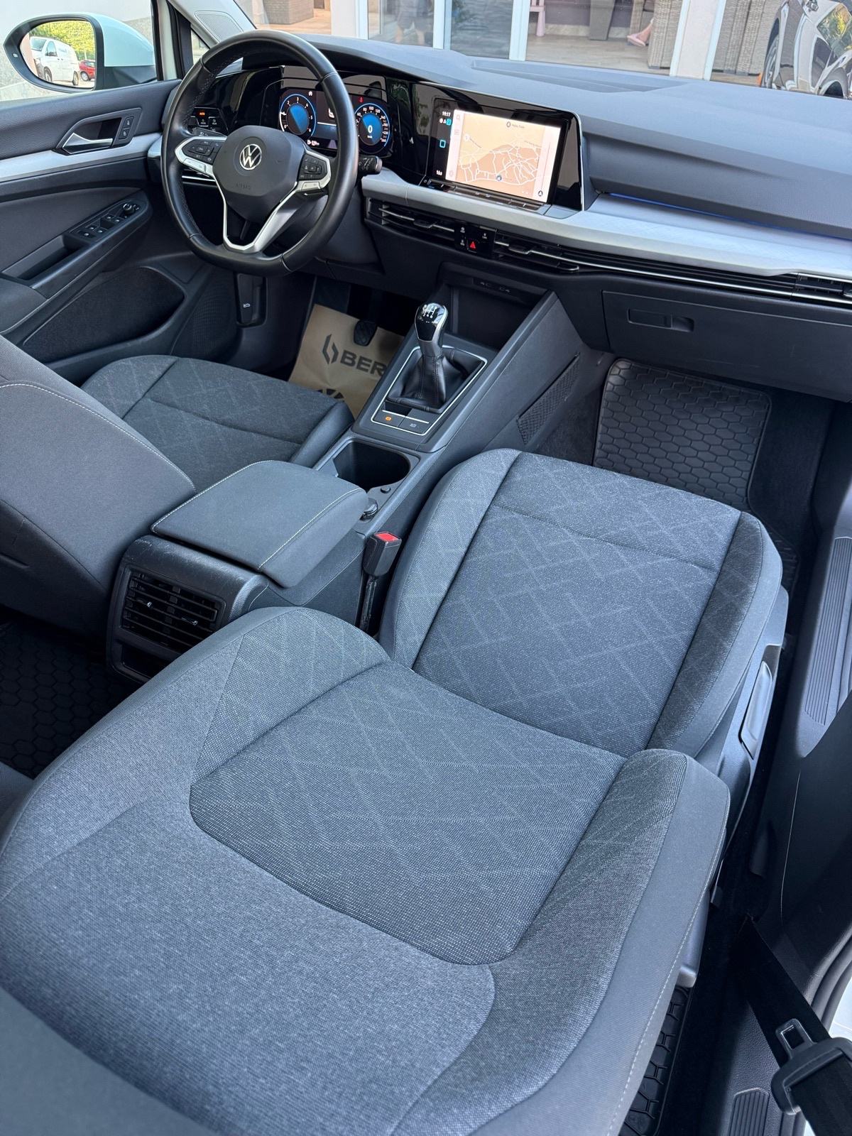 VW Golf 8 2,0 TDI Mod.2021⭐️Jamstvo⭐️Alu17_Nav.~Acc_Abmient_Led, fotografija 20