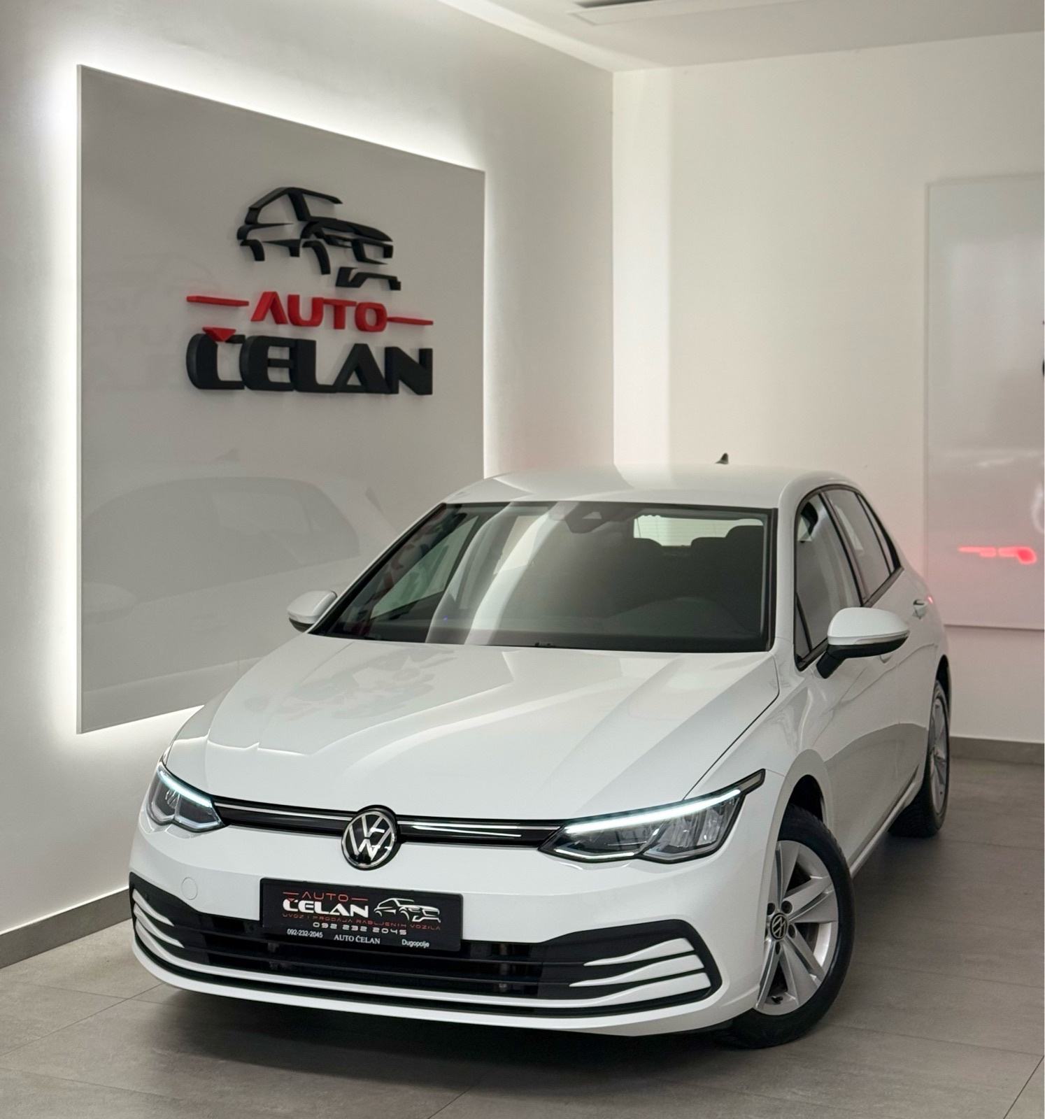 VW Golf 8 2,0 TDI Mod.2021⭐️Jamstvo⭐️Harman Kardon_Kamera~Acc_Nav~Alu, fotografija 3