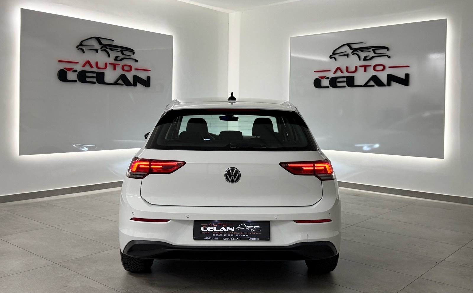 VW Golf 8 2,0 TDI Mod.2021⭐️Jamstvo⭐️Harman Kardon_Kamera~Acc_Nav~Alu, fotografija 11
