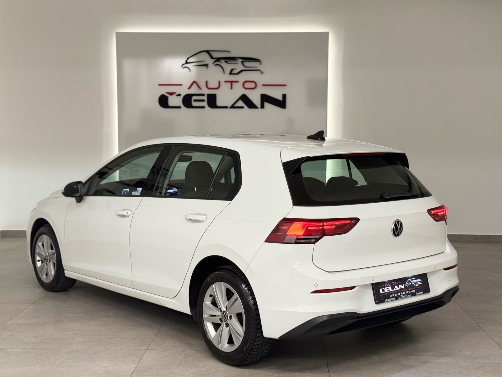 VW Golf 8 2,0 TDI Mod.2021⭐️Jamstvo⭐️Harman Kardon_Kamera~Acc_Nav~Alu, fotografija 16