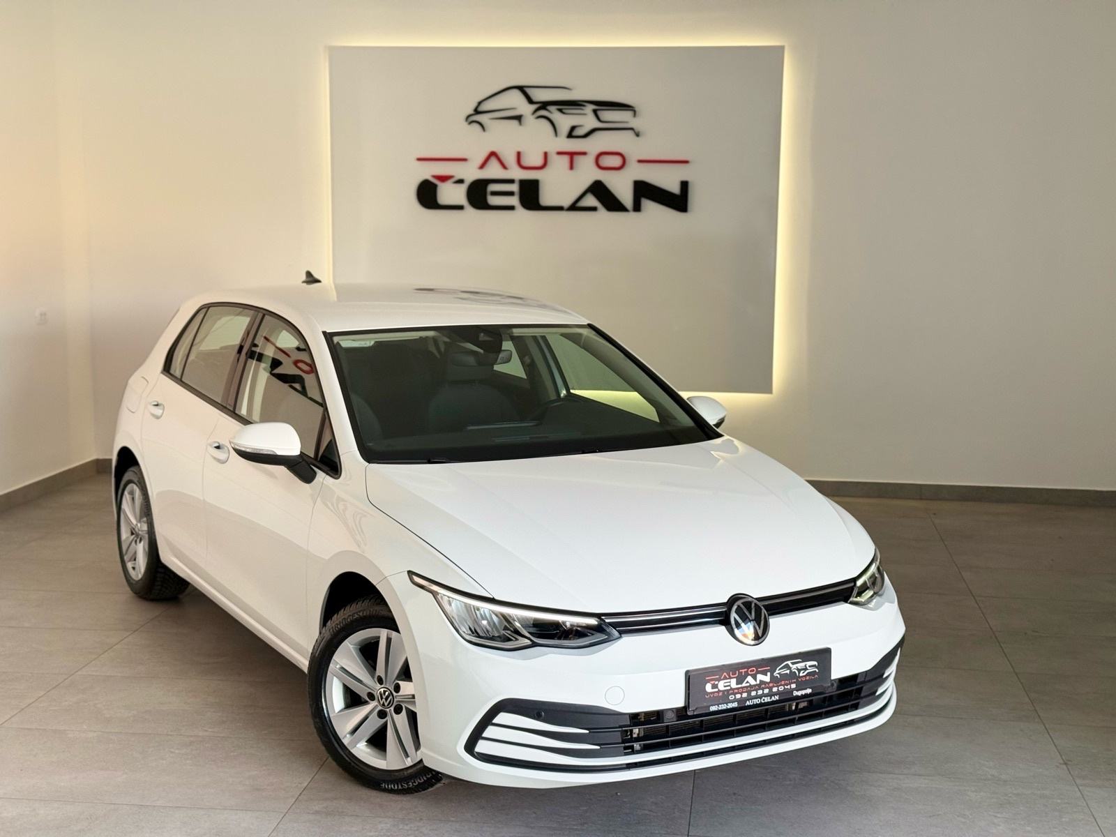 VW Golf 8 2,0 TDI Mod.2021⭐️Jamstvo⭐️Harman Kardon_Kamera~Acc_Nav~Alu, fotografija 6