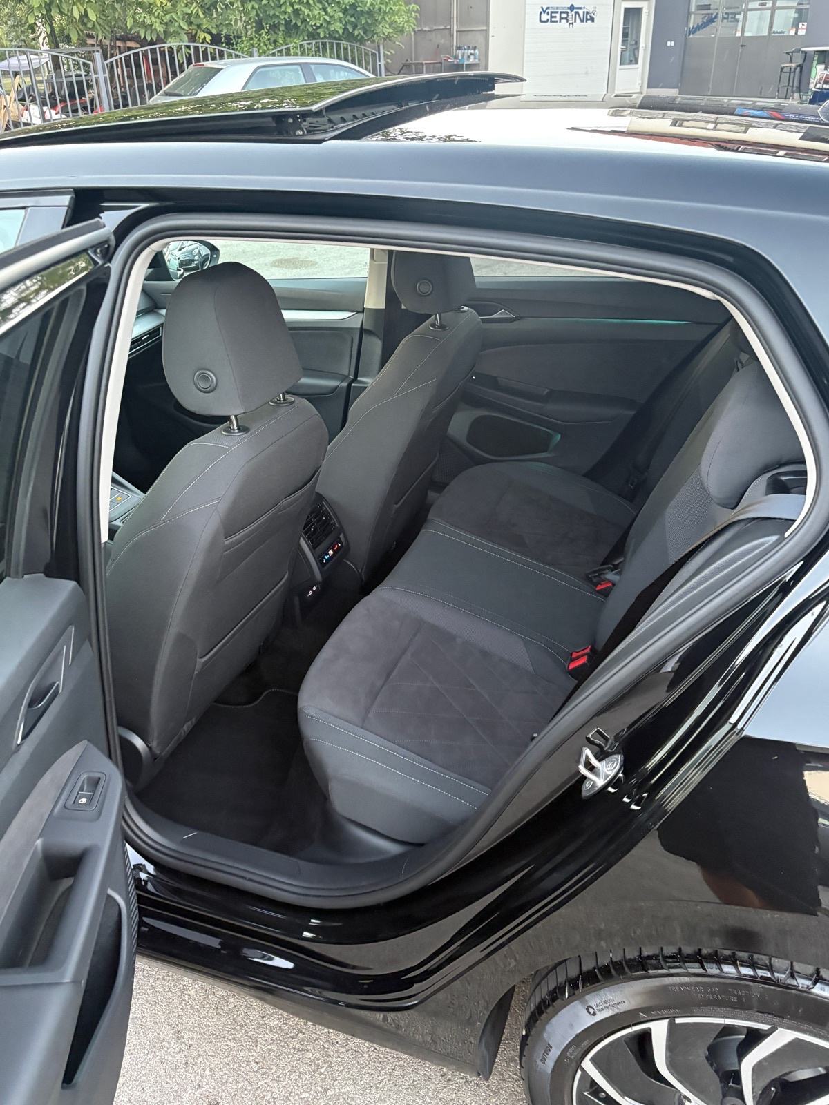 VW Golf 8 2,0 TDI Pano/IQLights/Navi/Kamera/ACC/Reg7|27/FULL, fotografija 14