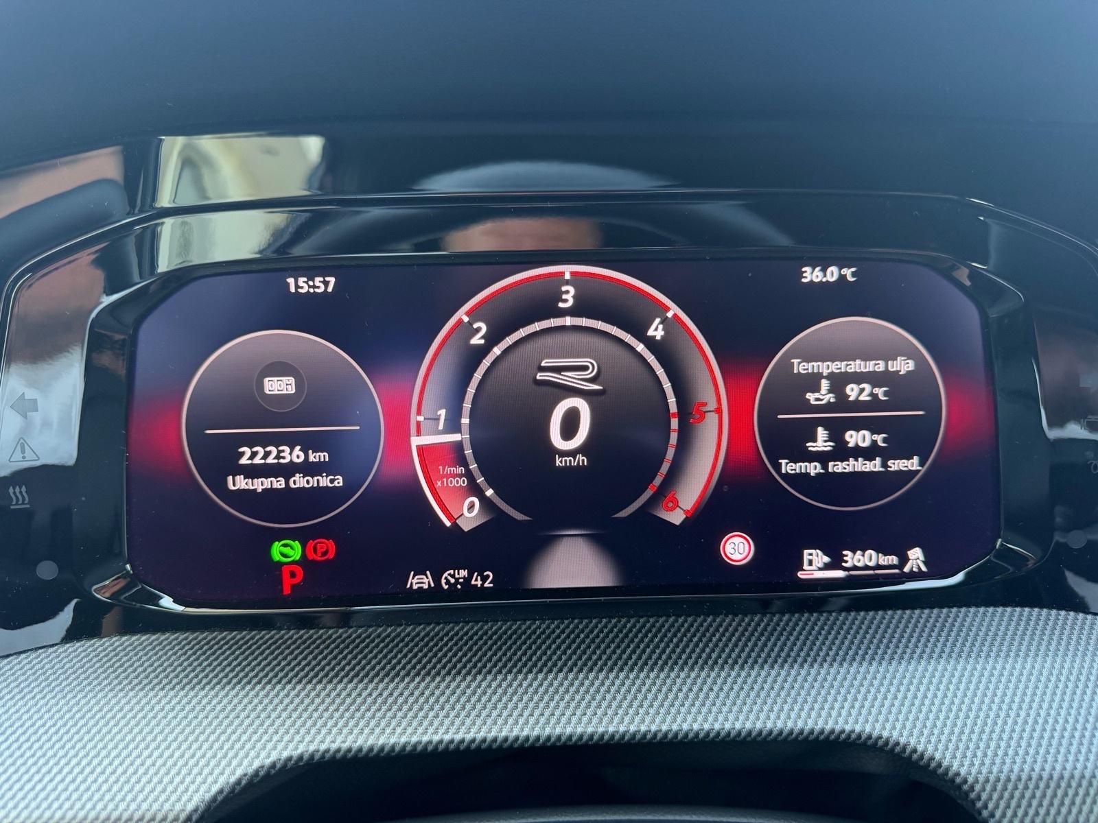 VW Golf 8 2,0 TDI”-R Line-“2025.godina”registriran godinu dana, fotografija 10