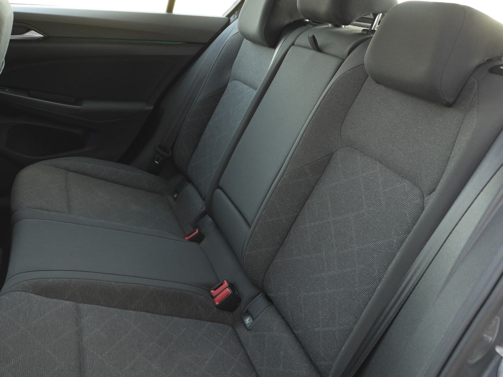 VW Golf 8 2,0 TDI | Navi ⭐AKCIJA - 2G. JAMSTVA + REGISTRACIJA⭐, fotografija 20
