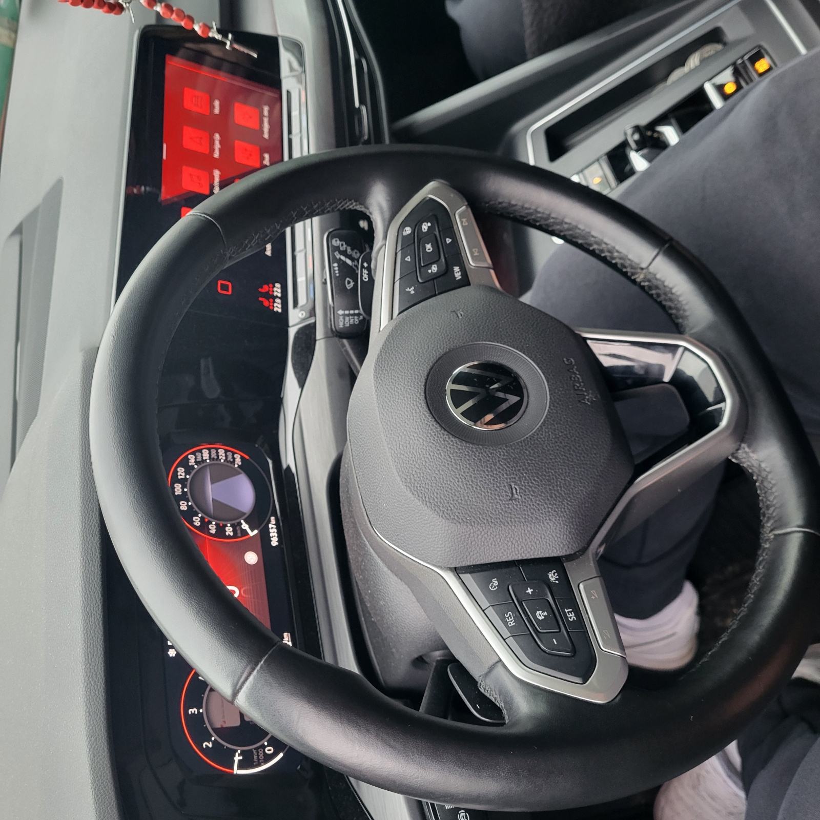 VW Golf 8 2,0 TDI, fotografija 5