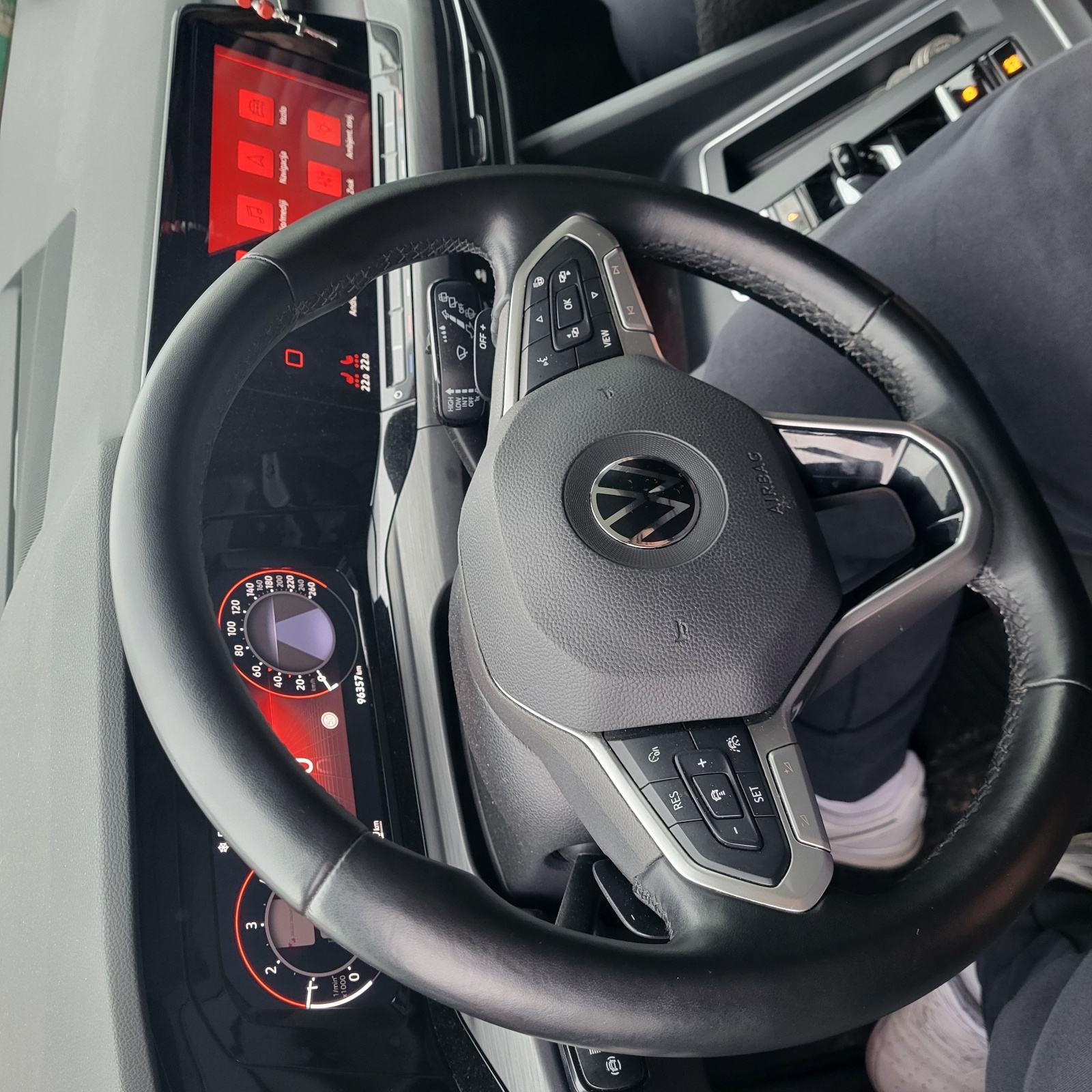 VW Golf 8 2,0 TDI, fotografija 6