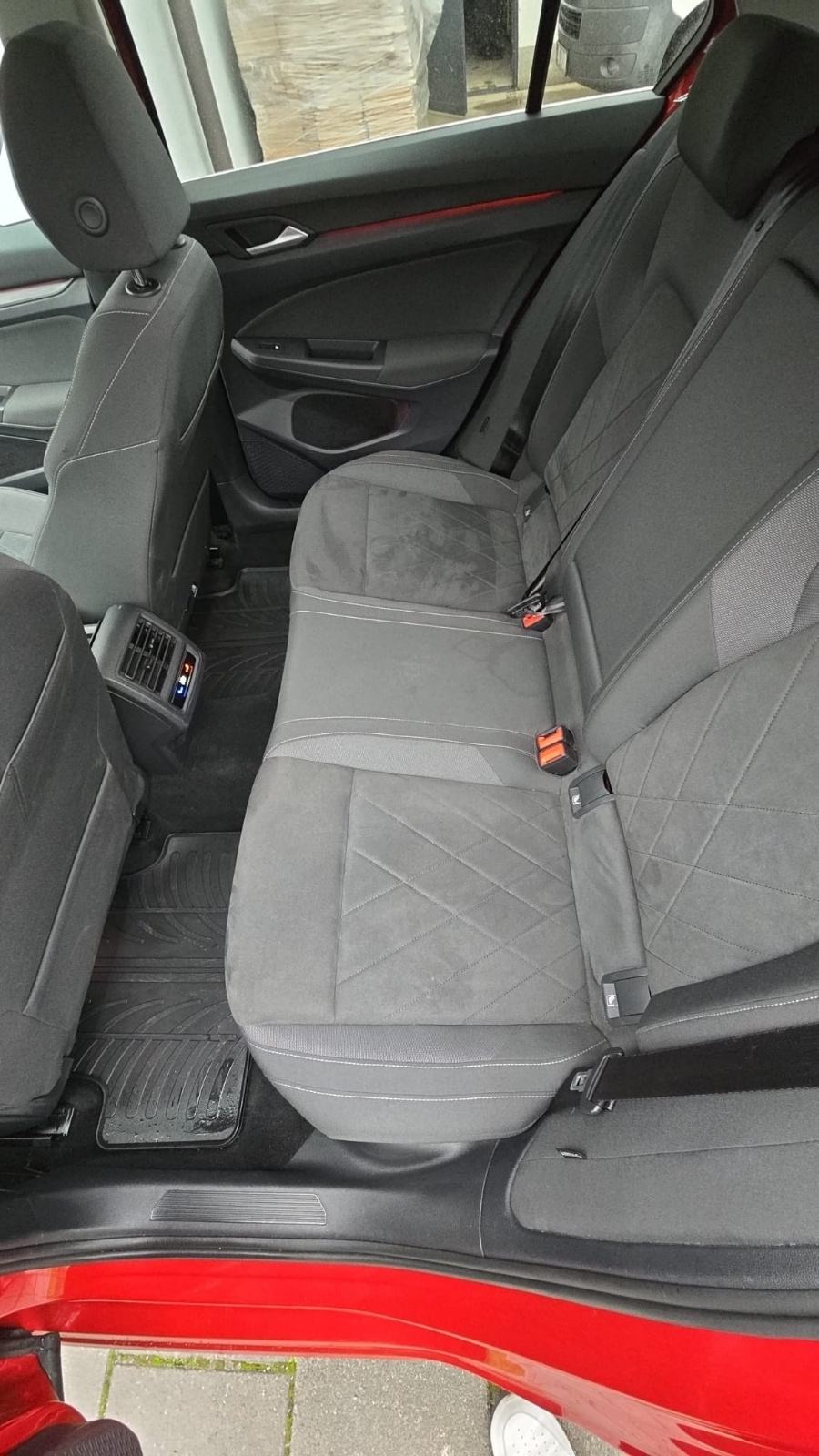 VW Golf 8 2,0 TDI, fotografija 10