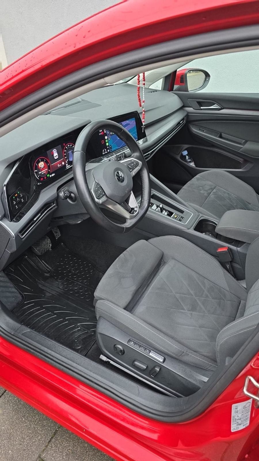 VW Golf 8 2,0 TDI, fotografija 11