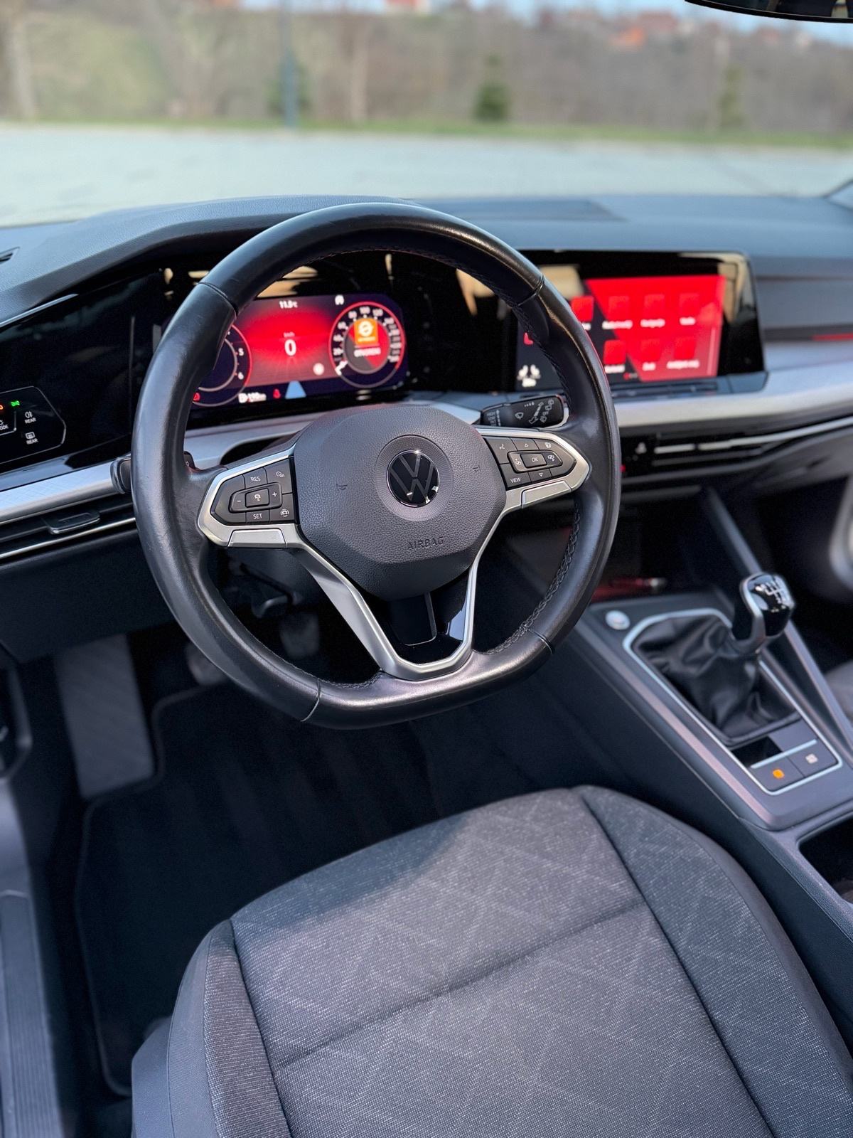 VW Golf 8 2,0 TDI LIFE, REGISTRIRAN, NAVI, KEYLESS, ACC, fotografija 11