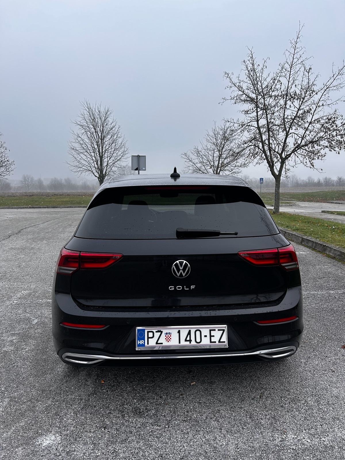VW Golf 8 2,0 TDI, pogled izvana - slika 2