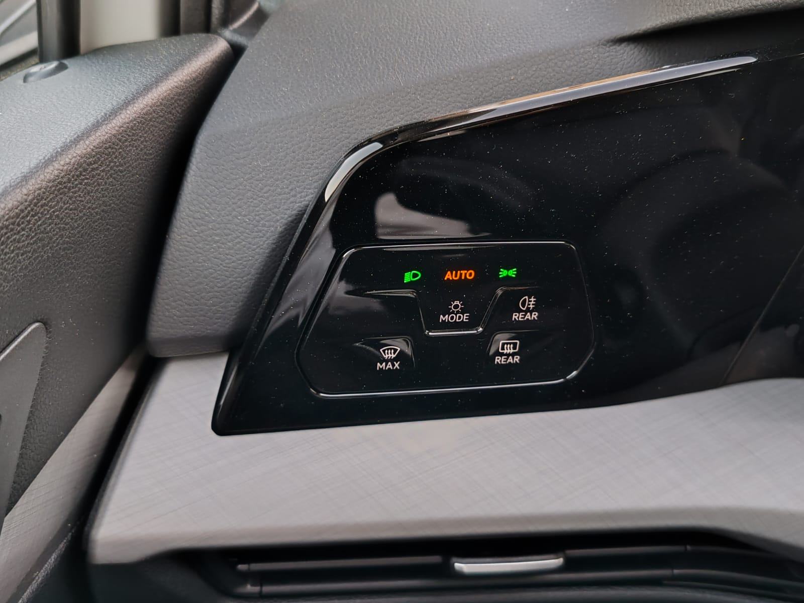 VW Golf 8 2,0 TDI, fotografija 12