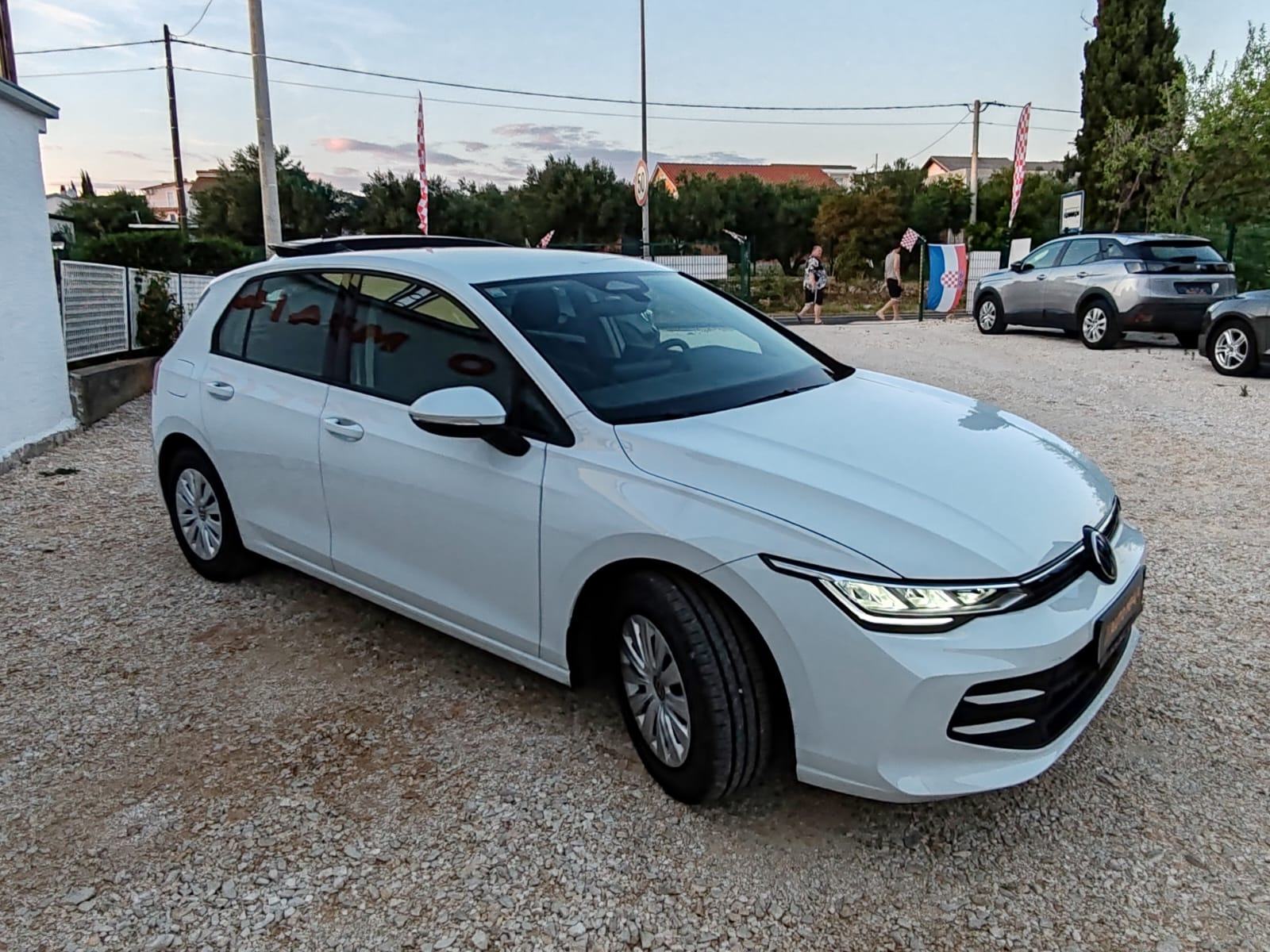 VW Golf 8 2,0 TDI, fotografija 2
