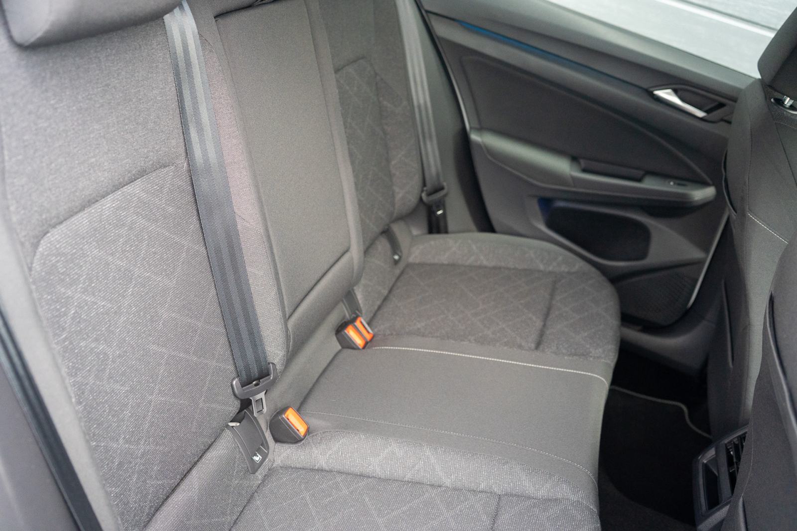 VW Golf 8 2,0 TDI, Navi, ACC, Keyless, fotografija 10