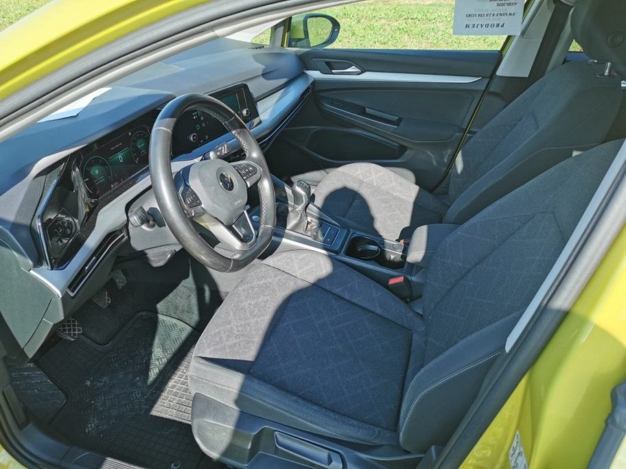 VW Golf 8 2,0 TDI, fotografija 9