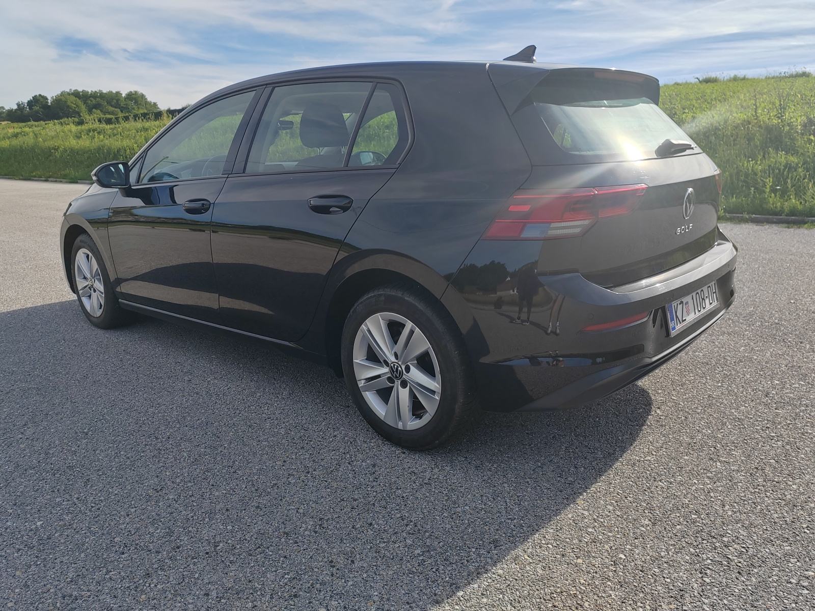 VW Golf 8 2,0 TDI, fotografija 4