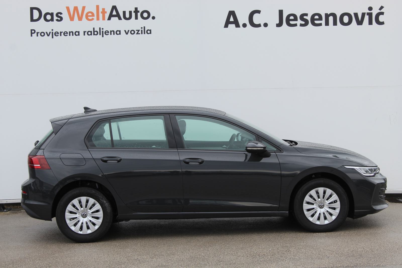 VW Golf 8 2,0 TDI, fotografija 4