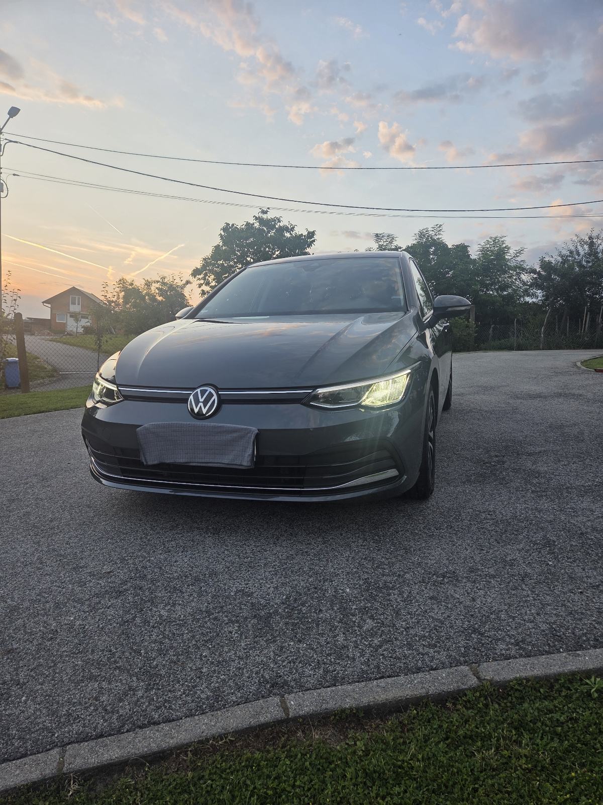 VW Golf 8 2,0 TDI, fotografija 4