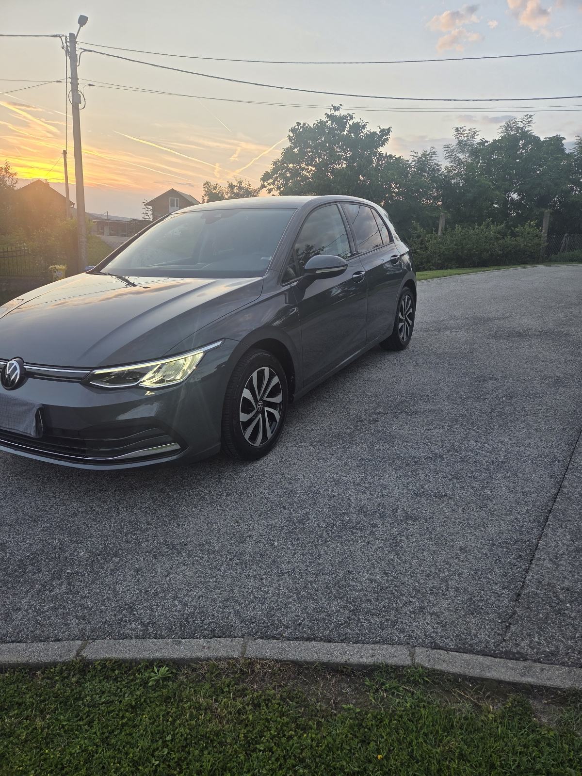 VW Golf 8 2,0 TDI, fotografija 3