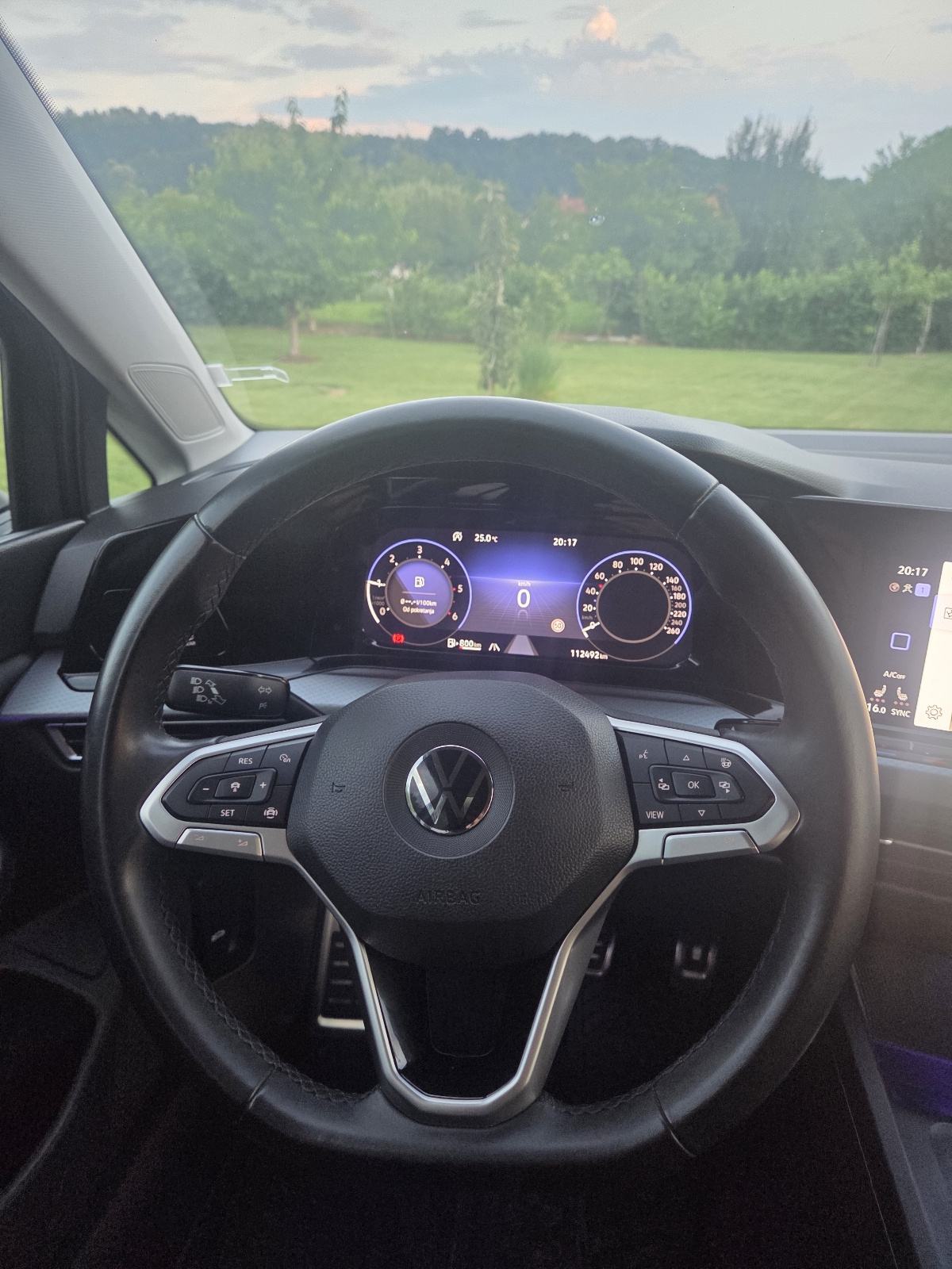 VW Golf 8 2,0 TDI, fotografija 11
