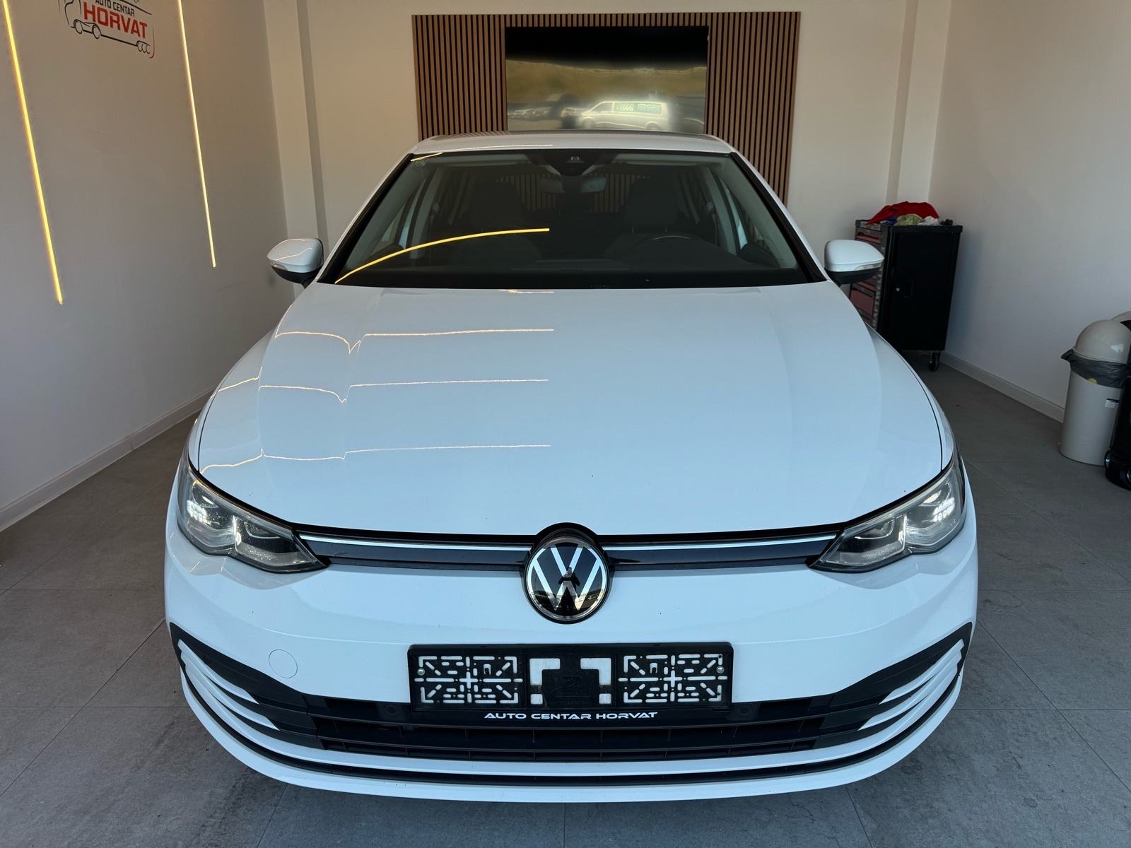 VW Golf 8 2,0 TDI Style; Navi; Kamera; Matrix; Reg do 11/26;, fotografija 3