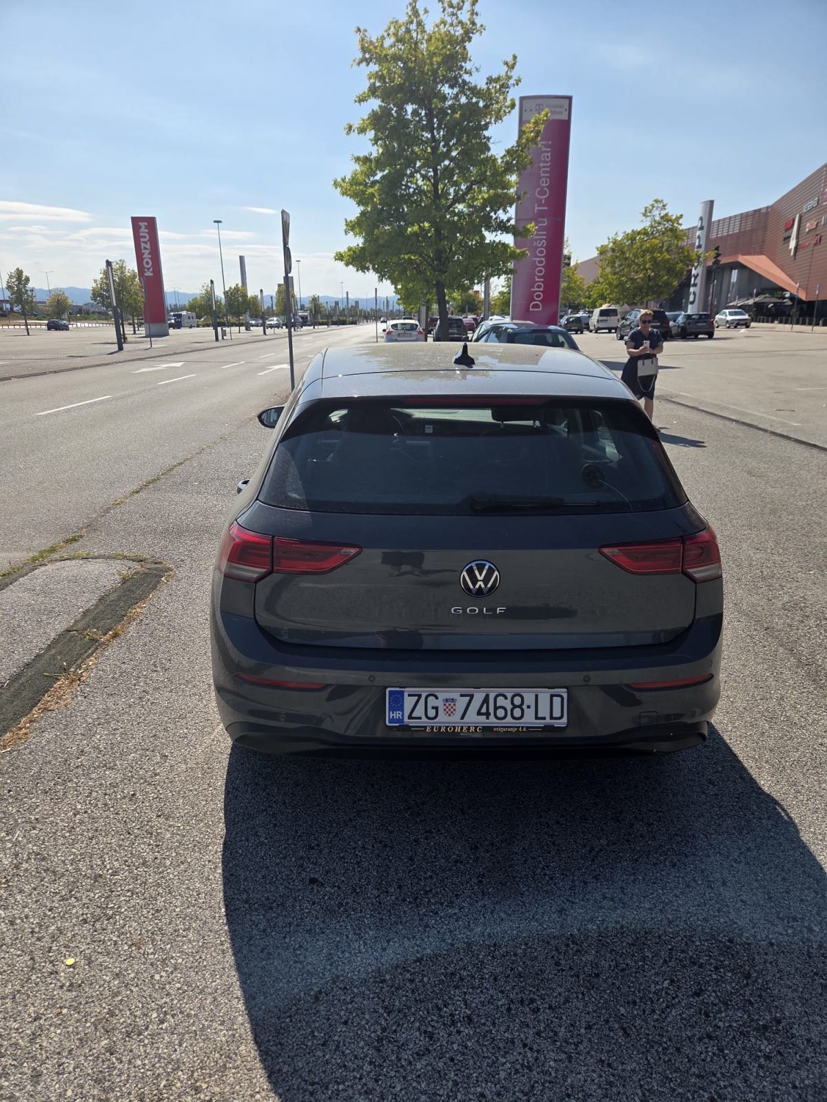 VW Golf 8 2,0 TDI, fotografija 4